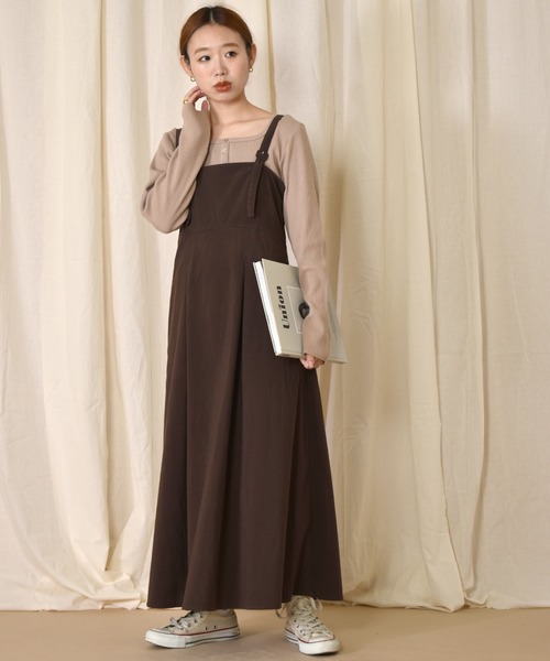 w closet（ダブルクローゼット）の「スクエアヘンリーネック長袖プルオーバー（Tシャツ/カットソー・レディース・オフホワイト/スモークグレー/ベージュ/スミクロ・FREE）」の20枚目の写真