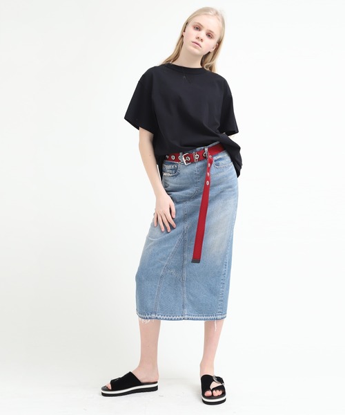RNA(アールエヌエー)の「M1376 度詰天竺バックリボンTシャツ(Tシャツ/カットソー・レディース・ピンク/ブラック/ホワイト・MEDIUM)」の4枚目の写真