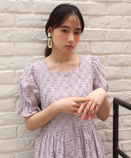 one after another NICE CLAUP(ワンアフターアナザーナイスクラップ)の「【Web限定】コットンレースロングワンピース(ワンピース・レディース・オフホワイト/ブラック/ミント/ラベンダー・FREE)」の11枚目の写真