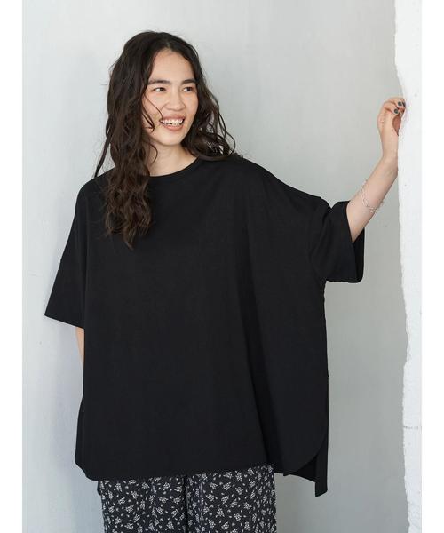 AMERICAN HOLIC（アメリカンホリック）の「ラウンドヘムカットBIGチュニック　＊（Tシャツ/カットソー・レディース・ブラック/ネイビー/オフホワイト/グリーン/キャメル・FREE）」の21枚目の写真