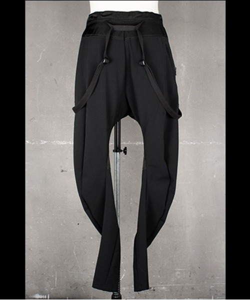 JULIUS（ユリウス）の「JULIUS/ユリウス/スリムストラップパンツ