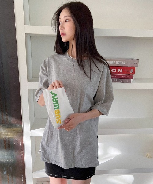muahmuah（ムーアムーア）の「『muah muah/ムーアムーア』LAYERED HALF SLEEVE T-SHIRT/レイヤード ハーフ スリーブ Tシャツ（Tシャツ/カットソー・レディース・ホワイト/ブラック/グレー・FREE）」の3枚目の写真