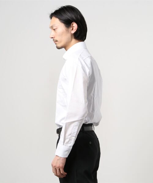 Perfect Suit FActory(パーフェクトスーツファクトリー)の「【WEB限定/形態安定】長袖ワイシャツ【クラシコ】ホワイト(ビジネスシャツ・メンズ・オフホワイト・LL/S/M/L)」の4枚目の写真