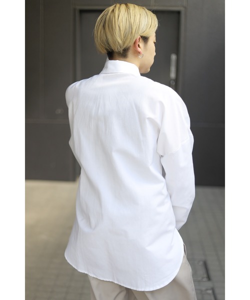 CREARE -LINO-（クレアーレリノ）の「オーバーサイズ ルーズスリーブ シャツ<ユニセックス>（シャツ/ブラウス・メンズ・ブラック/ホワイト・FREE）」の7枚目の写真