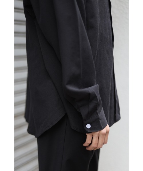 CREARE -LINO-（クレアーレリノ）の「オーバーサイズ ルーズスリーブ シャツ<ユニセックス>（シャツ/ブラウス・メンズ・ブラック/ホワイト・FREE）」の14枚目の写真