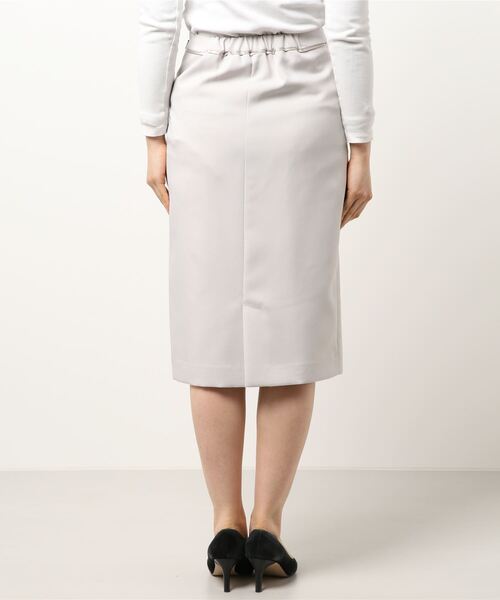 MEW'S REFINED CLOTHES（ミューズリファインドクローズ）の「ウォッシャブル接触冷感タイトスカート（スカート・レディース・グレー/ネイビー/グレイッシュベージュ・MEDIUM/LARGE/SMALL）」の5枚目の写真