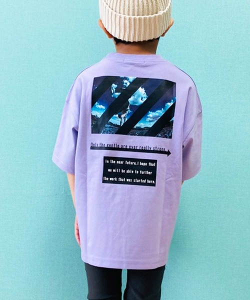 THE CASUAL(カジュアル)の「ビッグシルエット5分袖ポケット付きバックプリントTシャツ カットソー キッズ(Tシャツ/カットソー・キッズ・モカ/オレンジ/ブラック/ラベンダー/ブラック系/ホワイト系/オフホワイト/ブラック系1/ベージュ・130cm/110cm/160cm/140cm/150cm/120cm)」の22枚目の写真