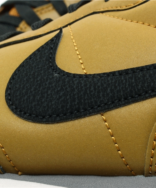 NIKE(ナイキ)の「メンズ ナイキ インターナショナリスト NIKE Internationalist Mid QS 696424-700(スニーカー・メンズ・ブラウン・27.5cm/28.5cm/26cm/27cm/28cm/26.5cm)」の9枚目の写真