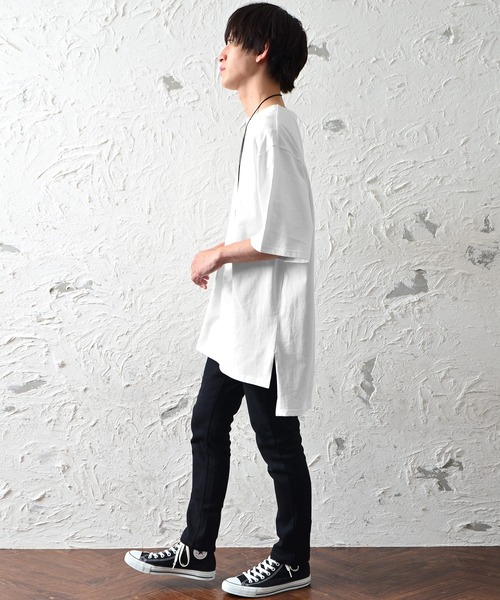 MinoriTY（マイノリティ）の「メンズ半袖ロング丈ビッグシルエットロゴ刺繍Teeシャツ（Tシャツ/カットソー・メンズ・ブラック/グレー系その他/オフホワイト・L/M）」の5枚目の写真