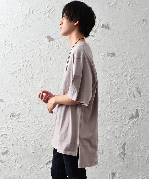 MinoriTY（マイノリティ）の「メンズ半袖ロング丈ビッグシルエットロゴ刺繍Teeシャツ（Tシャツ/カットソー・メンズ・ブラック/グレー系その他/オフホワイト・L/M）」の10枚目の写真