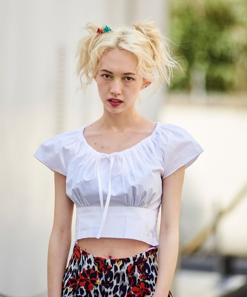 X-girl（エックスガール）の「BABY S/S BLOUSE（シャツ/ブラウス・レディース・ホワイト/ブラック/レッド・S/M）」の4枚目の写真