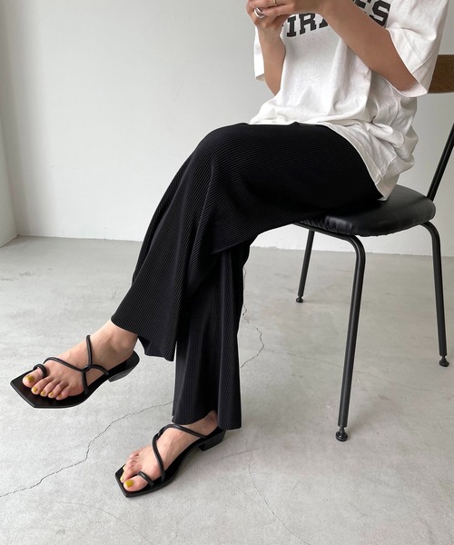 CANAL JEAN（キャナルジーン）の「from Lagoon(フロムラグーン) レザーひもクロスローヒールサンダル（サンダル・レディース・ブラック/キャメル・38/39/36/37）」の10枚目の写真