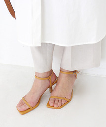 MODE ROBE（モードローブ）の「ストラップサンダル（サンダル）」