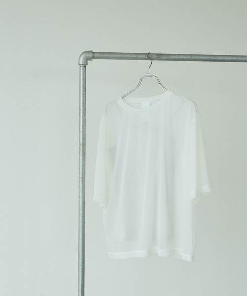 GARAGE OF GOOD CLOTHING(ガレージオブグッドクロージング)の「トリコットシフォン半袖プルオーバー*(Tシャツ/カットソー・レディース・ライトグレー/ホワイト/ブラック・FREE)」の2枚目の写真