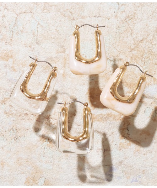 Alluge（アルージュ）の「ヘンケイスクエアピアス（ピアス（両耳用）・レディース・アイボリー/クリア・FREE）」の4枚目の写真