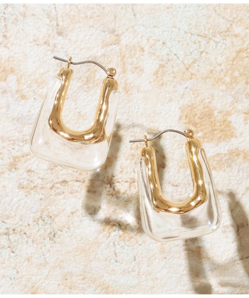 Alluge（アルージュ）の「ヘンケイスクエアピアス（ピアス（両耳用）・レディース・アイボリー/クリア・FREE）」の8枚目の写真