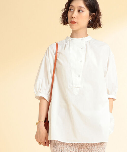 Ray BEAMS（レイビームス）の「Ray BEAMS / バックオープン バンドカラー ブラウス（シャツ/ブラウス・レディース・ホワイト/ブラック・ONE SIZE）」の3枚目の写真