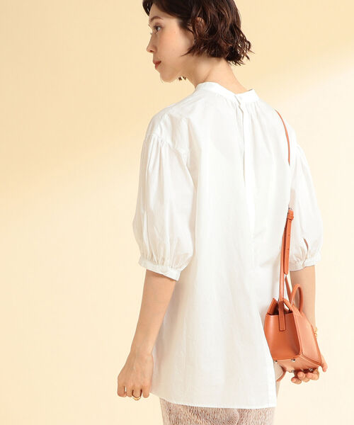 Ray BEAMS（レイビームス）の「Ray BEAMS / バックオープン バンドカラー ブラウス（シャツ/ブラウス・レディース・ホワイト/ブラック・ONE SIZE）」の4枚目の写真