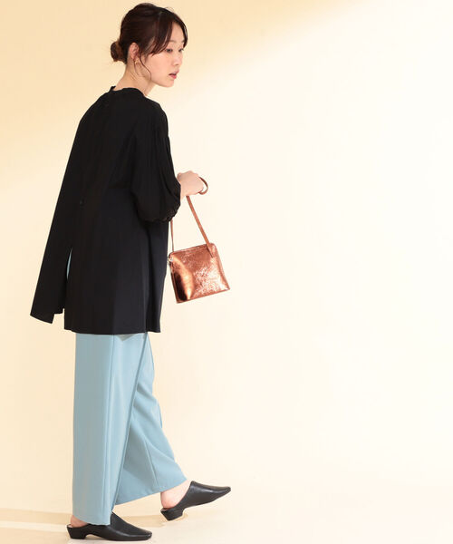 Ray BEAMS（レイビームス）の「Ray BEAMS / バックオープン バンドカラー ブラウス（シャツ/ブラウス・レディース・ホワイト/ブラック・ONE SIZE）」の22枚目の写真