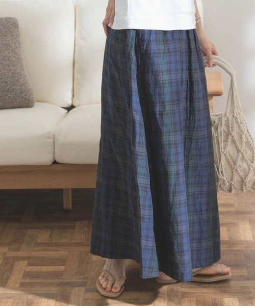 FORK&SPOON（フォークアンドスプーン）の「FORK&SPOON　リンクルスカート（スカート・レディース・ブラック/ブラック系その他・ONE）」の2枚目の写真