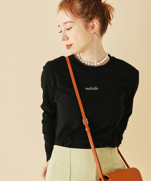 MADEMOISELLE ROPE'（マドモアゼル ロペ）の「ロゴ刺繍パリジェンヌロングスリーブTシャツ（Tシャツ/カットソー・レディース・ホワイト/ブラック・38）」の5枚目の写真