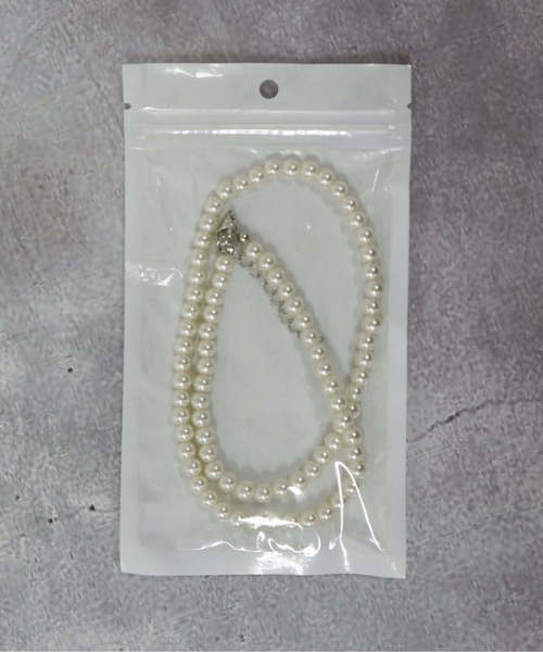 ALWAYS GOOD TIME（オルウェイズグッドタイム）の「【ALWAYS GOOD TIME 】アクリルパールネックレス（ネックレス・レディース・ホワイト/ホワイト系その他・F）」の4枚目の写真