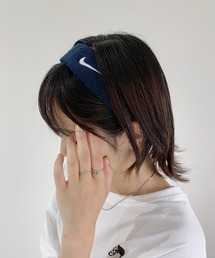 NIKE（ナイキ）の「【NIKE】ナイキ スウッシュ ヘッドバンド（ヘアバンド）」