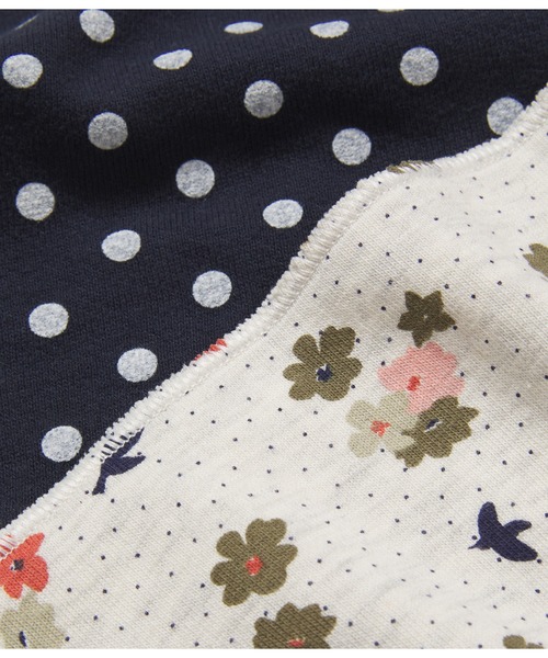 PETIT BATEAU（プチバトー）の「三角スタイ２枚組（スタイ/よだれかけ・キッズ・その他・ONE SIZE）」の4枚目の写真