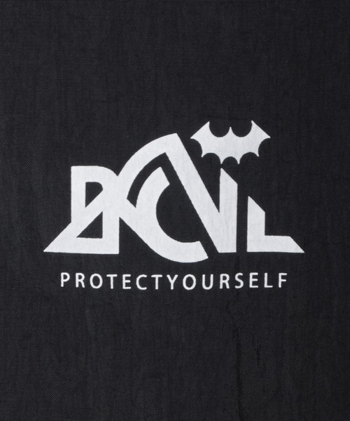 Back Channel(バックチャンネル)の「NYLON TRACK HOODED JACKET(ナイロンジャケット・メンズ・ブラック/オレンジ/ベージュ系その他・MEDIUM/LARGE/X-LARGE/XX-LARGE)」の11枚目の写真