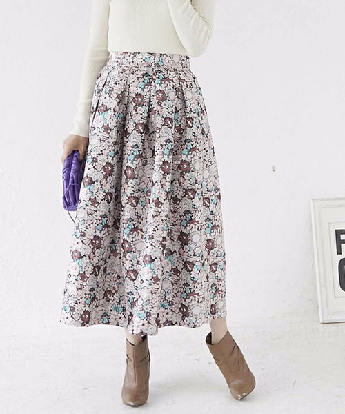 M y u（ミュー）の「フラワージャガード 贅沢フレアスカート（スカート・レディース・ブラック/ブラウン・FREE）」の12枚目の写真