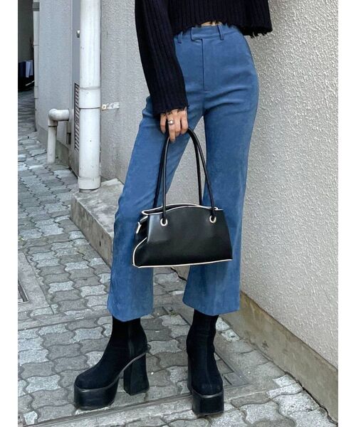 EMODA（エモダ）の「アンクルフレアパンツ（その他パンツ・レディース・ブラック/ブルー/その他・SMALL/MEDIUM）」の3枚目の写真