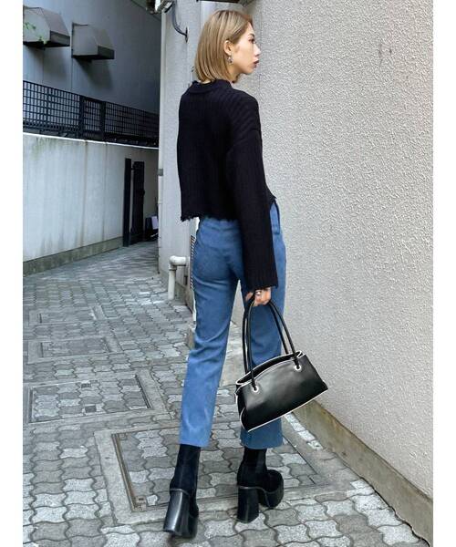 EMODA（エモダ）の「アンクルフレアパンツ（その他パンツ・レディース・ブラック/ブルー/その他・SMALL/MEDIUM）」の4枚目の写真