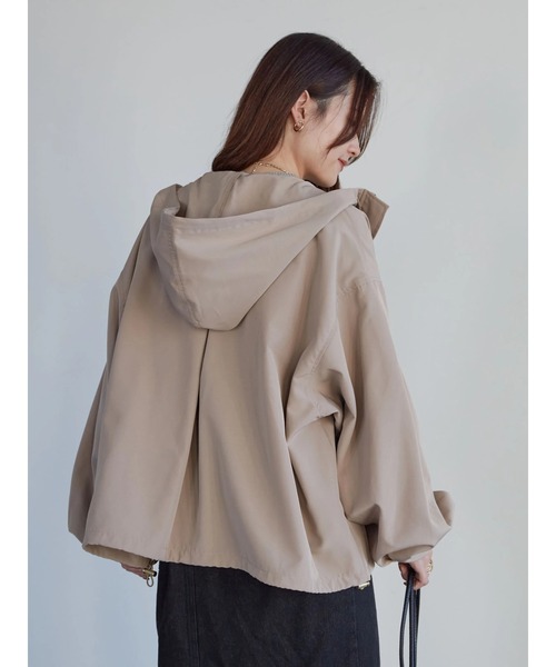 Green Parks(グリーンパークス)の「・ELENCARE DUE ワイドマウンテンパーカー*(ブルゾン・レディース・ブラック/ベージュ/ネイビー・FREE)」の6枚目の写真