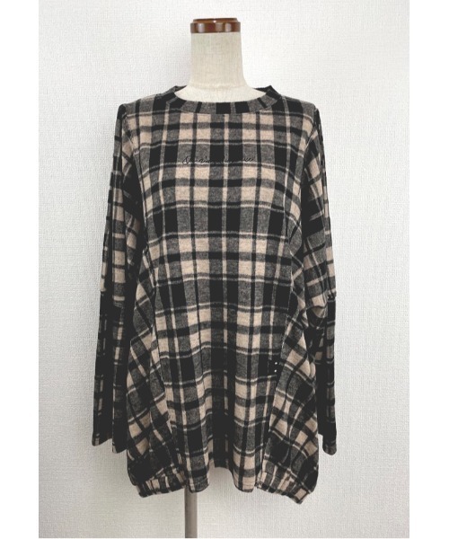 Rydia（リディア）の「チェックドルマンプルオーバー（Tシャツ/カットソー・レディース・レッド/チャコールグレー/ベージュ・M）」の2枚目の写真