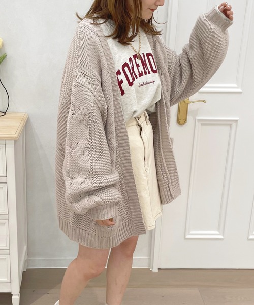 apres jour（アプレジュール）の「ケーブルニットカーディガン【ZOZOTOWN限定アイテム】（カーディガン/ボレロ・レディース・アイボリー/モカ/ピンクベージュ・フリー/X-LARGE）」の6枚目の写真