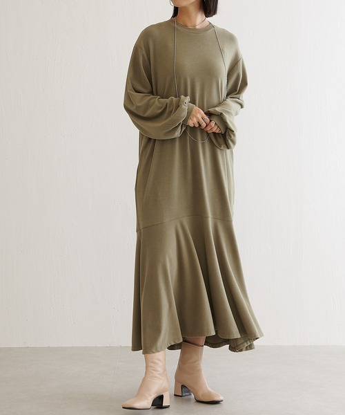 BONbazaar（ボンバザール）の「★OT★裾フレア切替ワンピース（ワンピース・レディース・カーキ/オフホワイト/チャコールグレー・FREE）」の6枚目の写真