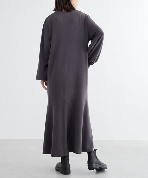 BONbazaar（ボンバザール）の「★OT★裾フレア切替ワンピース（ワンピース・レディース・カーキ/オフホワイト/チャコールグレー・FREE）」の19枚目の写真