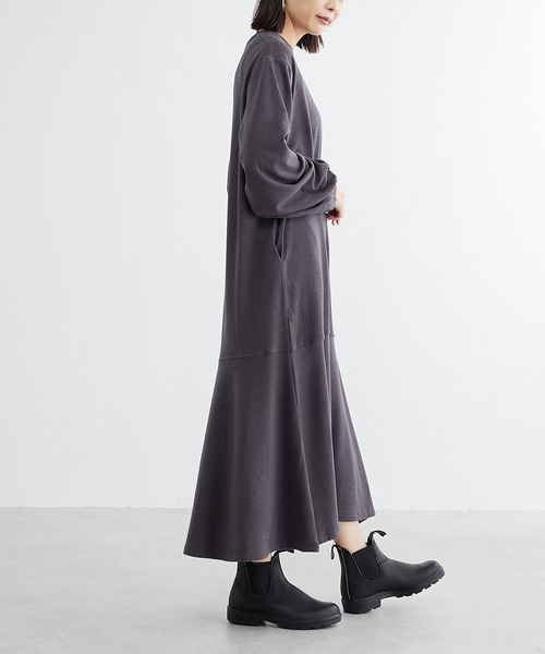 BONbazaar（ボンバザール）の「★OT★裾フレア切替ワンピース（ワンピース・レディース・カーキ/オフホワイト/チャコールグレー・FREE）」の21枚目の写真