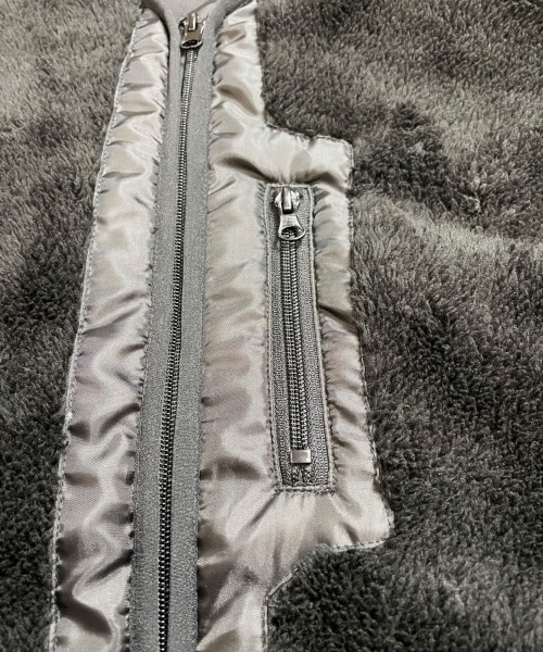 JACKROSE(ジャックローズ)の「WEB限定 JE-CRS0-シェルパフリースジップカーディガン(カーディガン/ボレロ・メンズ・ブラック/グレー・M/L)」の7枚目の写真