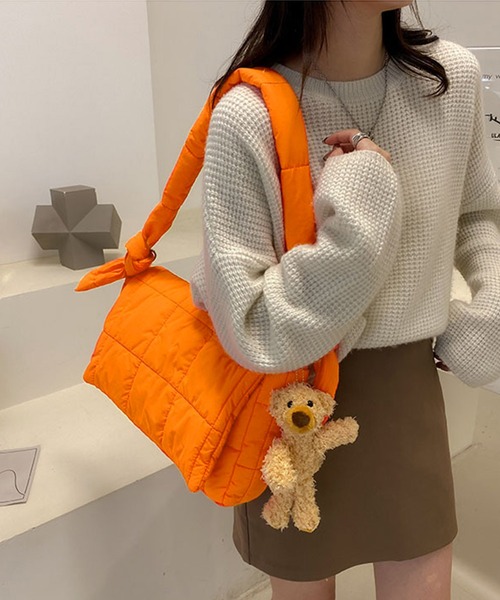 TABI PAL（タビパル）の「【TABI PAL】キルティング　ショルダーバッグ（ショルダーバッグ・レディース・グリーン/ブラック/オレンジ・FREE）」の16枚目の写真