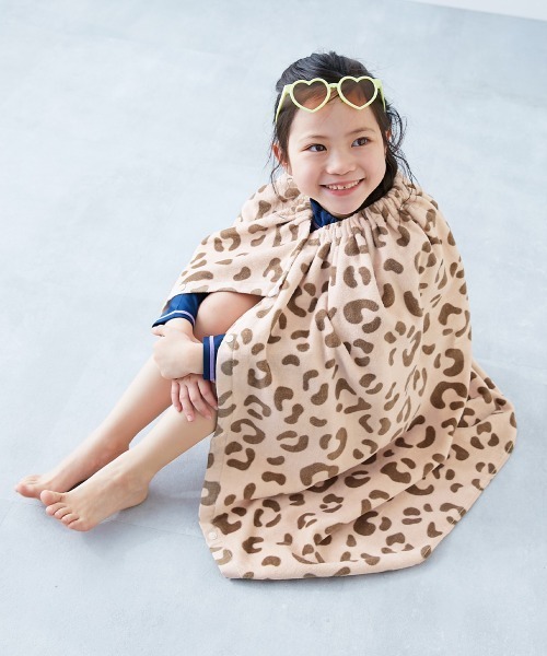 devirock（デビロック）の「ガールズラップタオル 80cm（スイムグッズ・キッズ・ホワイト/オフホワイト/ピンク/ブルー/ラベンダー/ブルー系その他/パープル系その他/ピンクベージュ/パープル/ブラック/その他15/その他13/その他14/その他12/その他11/ベージュ系その他/グリーン系その他・ONE SIZE）」の20枚目の写真