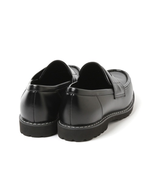 niko and（ニコアンド）の「フェイクレザーペニーローファー