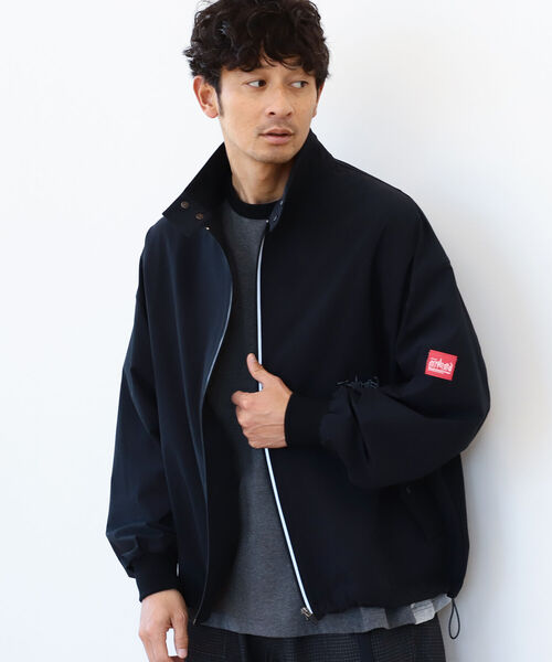 B:MING by BEAMS（ビーミングバイビームス）の「Manhattan Portage x B:MING by BEAMS / 別注 ストレッチ スタンドカラー ブルゾン（ブルゾン・メンズ・ブラック/ベージュ/ダークグリーン・SMALL/MEDIUM/LARGE）」の11枚目の写真