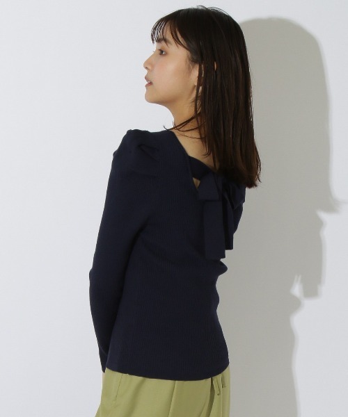 REDYAZEL（レディアゼル）の「バックリボンパワショルリブニット（ニット/セーター・レディース・オフホワイト/イエロー/ブルー/ネイビー・FREE）」の17枚目の写真