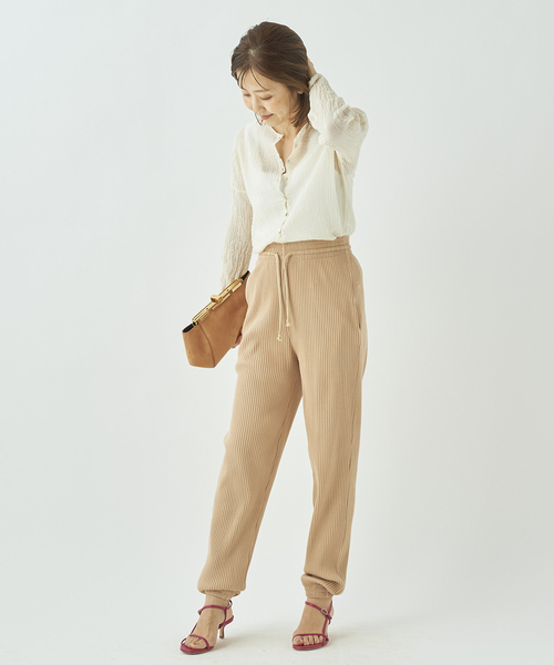 plage（プラージュ）の「【LES ATELIERS FRANCAIS DE CONFECTION】SP HENLY NECK L/SL シャツ◆（シャツ/ブラウス・レディース・カーキ/ホワイト/ブラック/ホワイト系その他・FREE）」の17枚目の写真