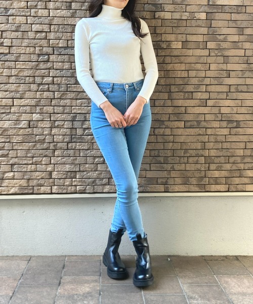 Loco Ocean（ロコオーシャン）の「タートルネック ニットトップス（ニット/セーター・レディース・ブラック/レッド/オフホワイト/アイボリー/マスタード・FREE）」の16枚目の写真