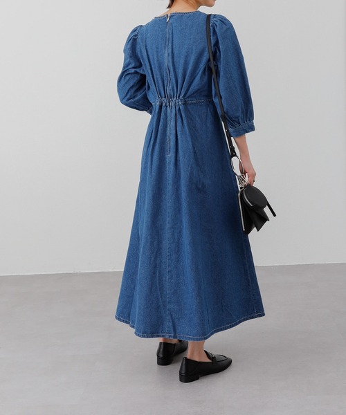 COLONY 2139（コロニートゥーワンスリーナイン）の「デニムタックフレアワンピース（ワンピース・レディース・ブルー/ブラック・FREE）」の3枚目の写真