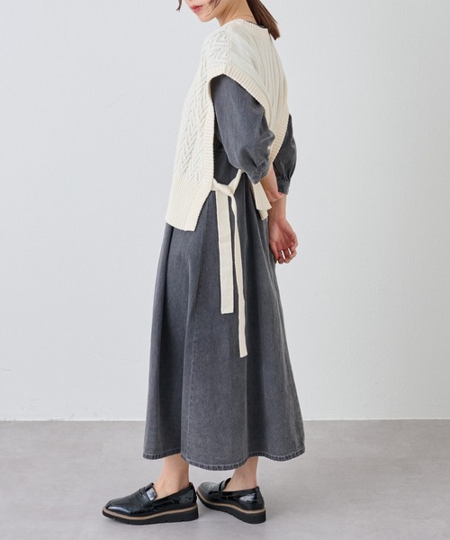 COLONY 2139（コロニートゥーワンスリーナイン）の「デニムタックフレアワンピース（ワンピース・レディース・ブルー/ブラック・FREE）」の7枚目の写真