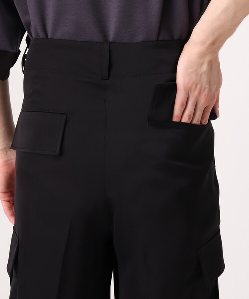 tk.TAKEO KIKUCHI（ティーケータケオキクチ）の「◆サテンワイドストレートカーゴパンツ（その他パンツ・メンズ・ブラック/ベージュ・02/03）」の8枚目の写真