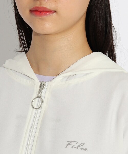 FILA(フィラ)の「◆【FILA】コラボ フード付透けブルゾン(ブルゾン・キッズ・オフホワイト/ブラック・14/15 /16)」の9枚目の写真